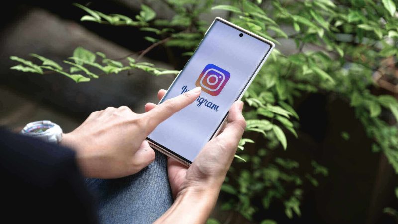 What is the best time to post on Instagram on Saturday?