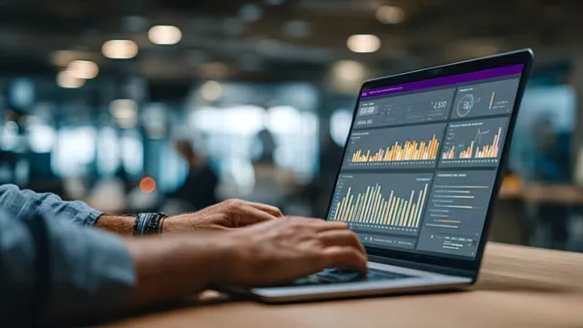 What is Business Intelligence? Features & Benefits of BI